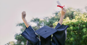 Read more about the article 5 Common Scholarship Myths You Need to Stop Believing